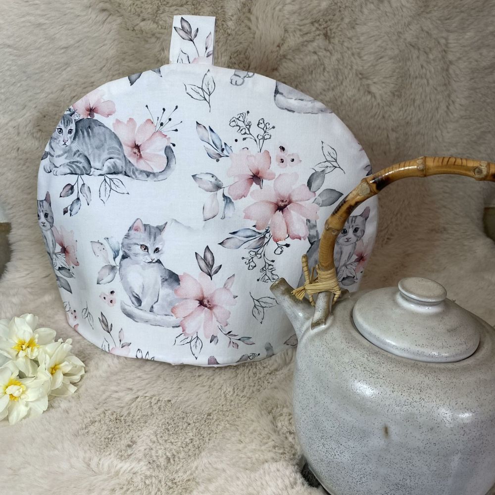Tea Cover « Chaton gris, fleurs roses » grand modèle